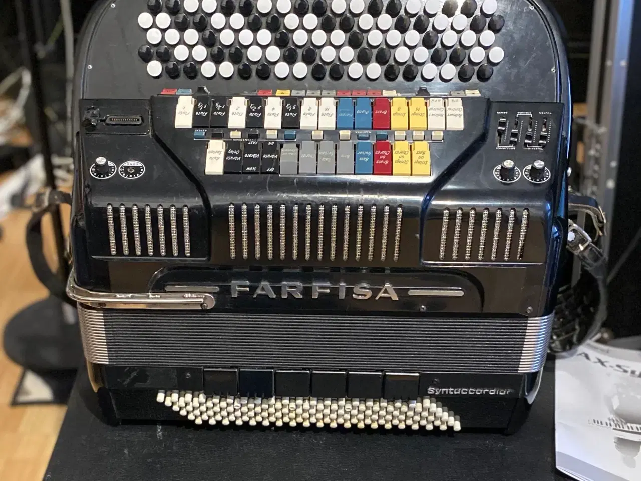 Billede 1 - Italiensk Farfisa 3-koret harmonika – Syntaccordio