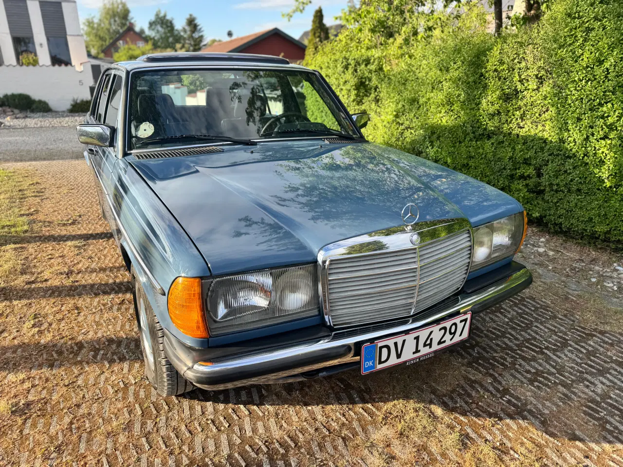Billede 4 - Mercedes W123