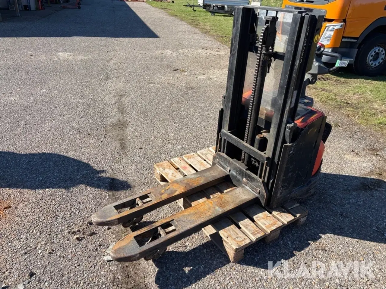 Billede 1 - Gaffelstabler BT SWE200D - 2000kg