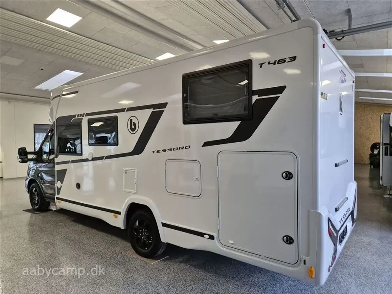 Billede 3 - 2026 - Benimar Tessoro 463   Topudstyret Familie camper