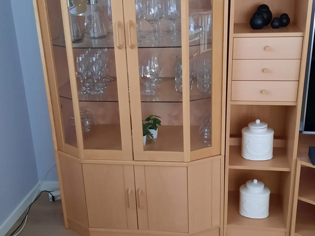 Billede 2 - Hammel reolsystem lakeret bøgetræ