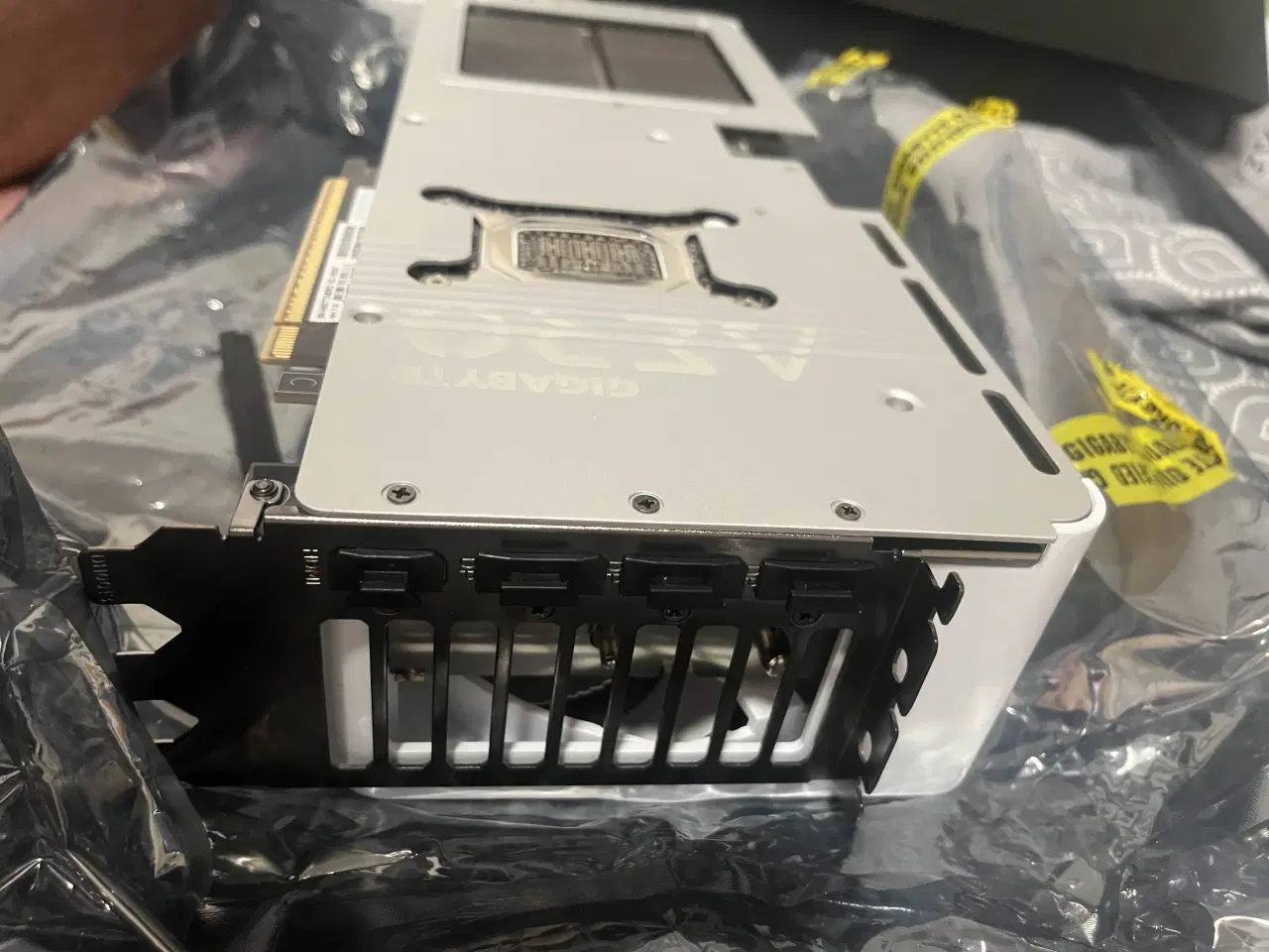 Billede 3 - RTX 5070 Ti - Gigabyte AERO OC 16GB 