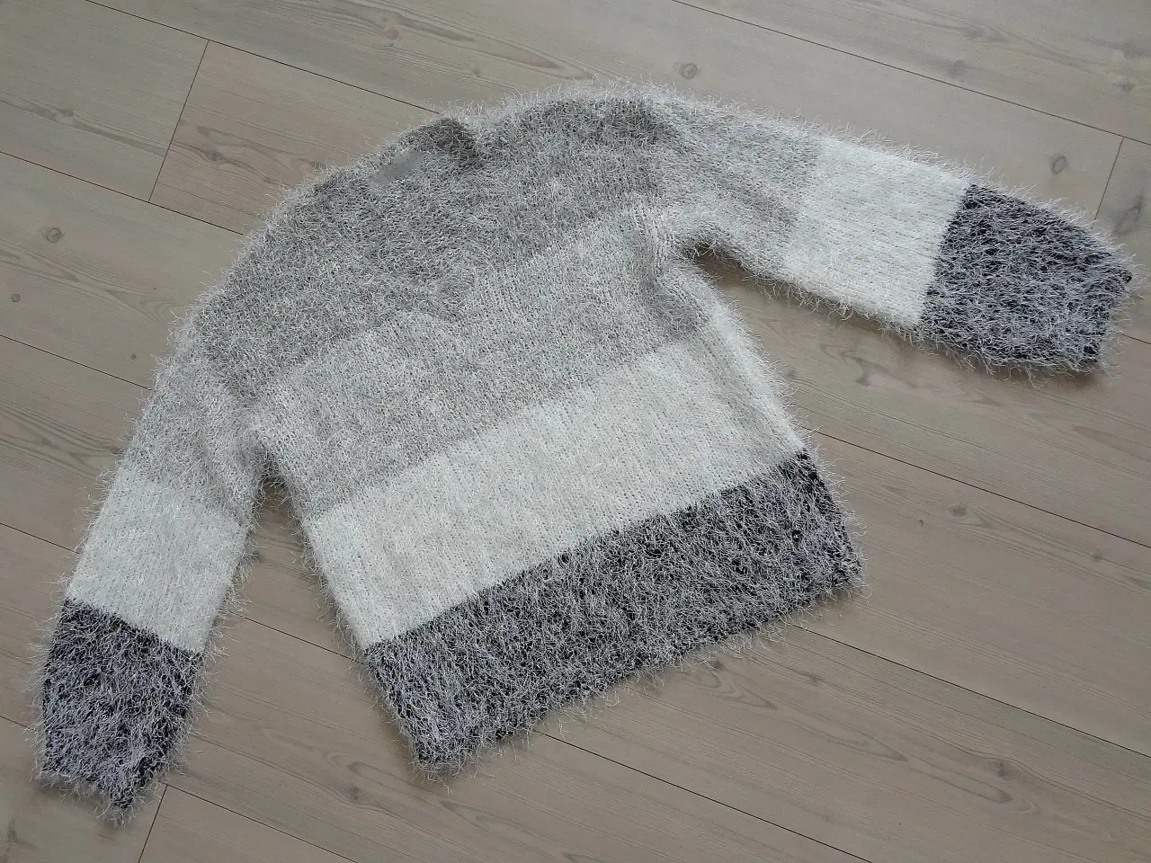 Billede 2 - Sweater, Bluse, Str. 36