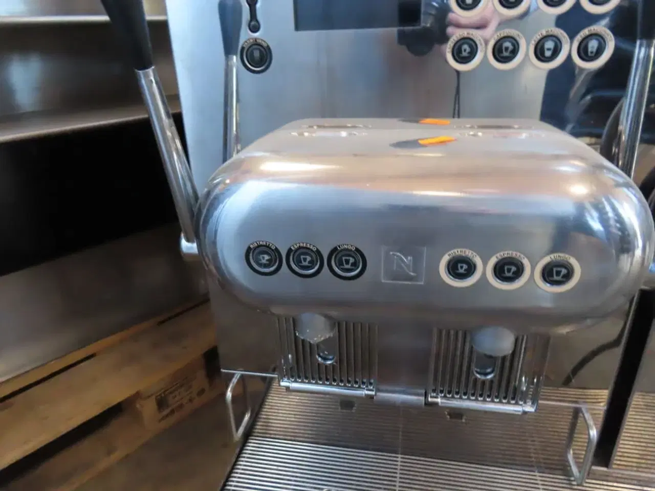 Billede 2 - Kaffemaskine - NESPRESSO AQUILA 220