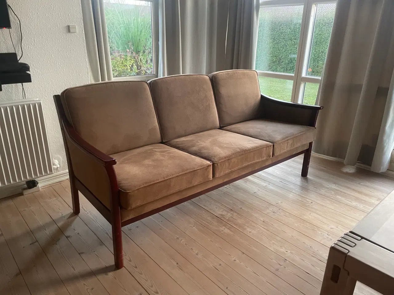 Billede 2 - Sofa og stol