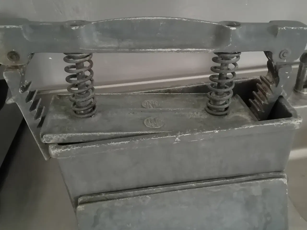 Billede 1 - Rullepølsepresser