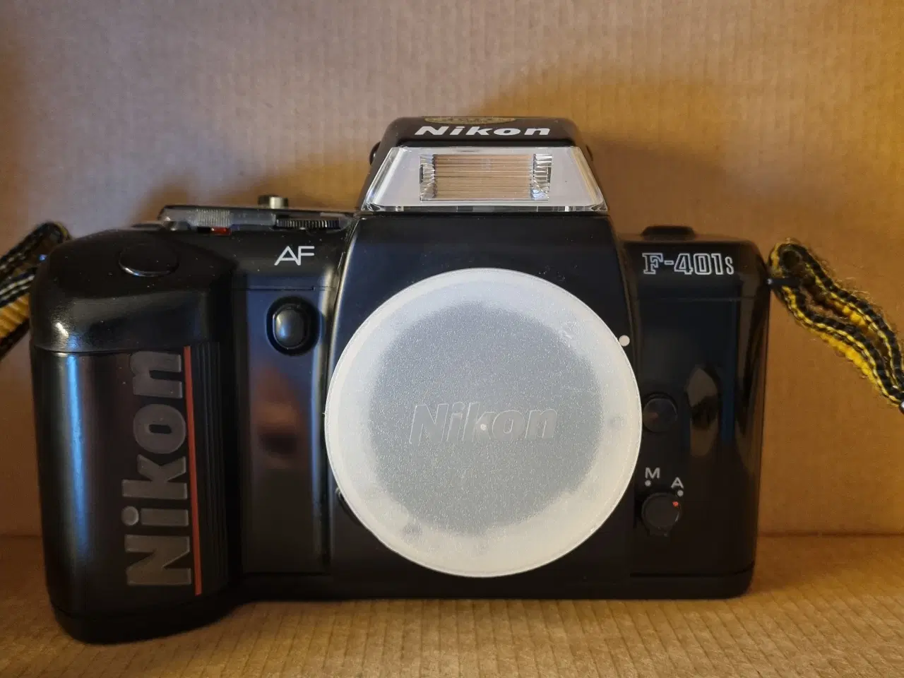 Billede 1 - Ældre Nikon analog kamera.