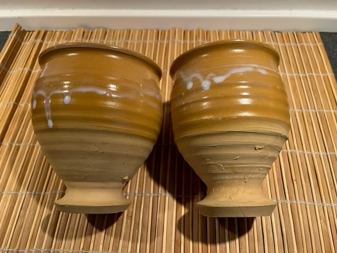 Billede 2 - 2 flotte "middelalderkrus" fra Worgaard