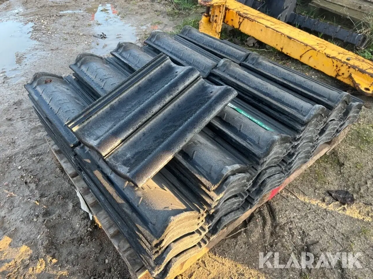 Billede 1 - Tagsten IBF Dobbelt S Plus halve sten. 95styk