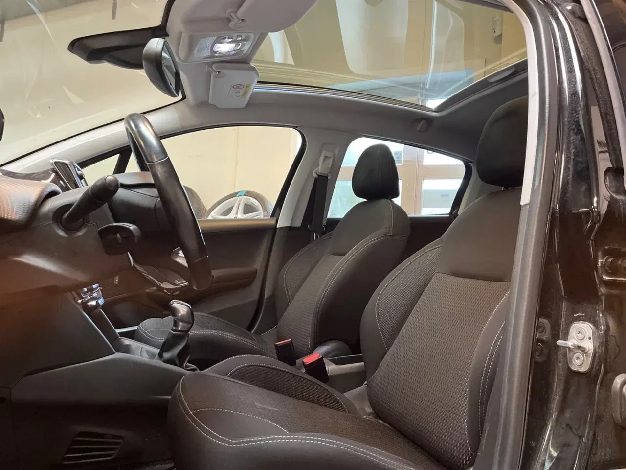 Billede 8 - Peugeot 208 1,6 BlueHDi 100 Allure Sky
