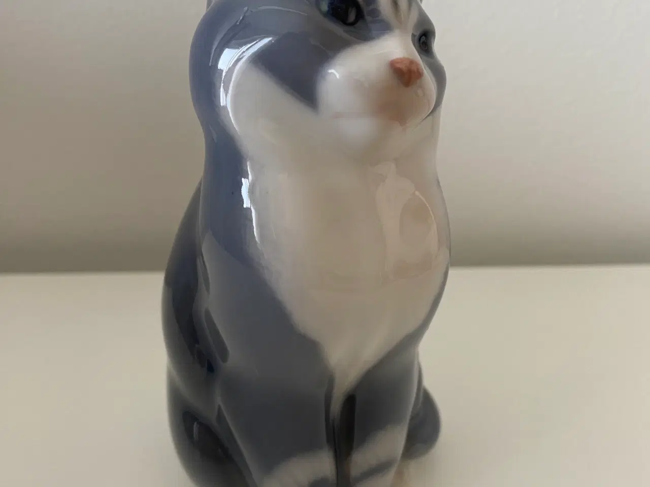 Billede 2 - Porcelæns-kat , Royal Copenhagen