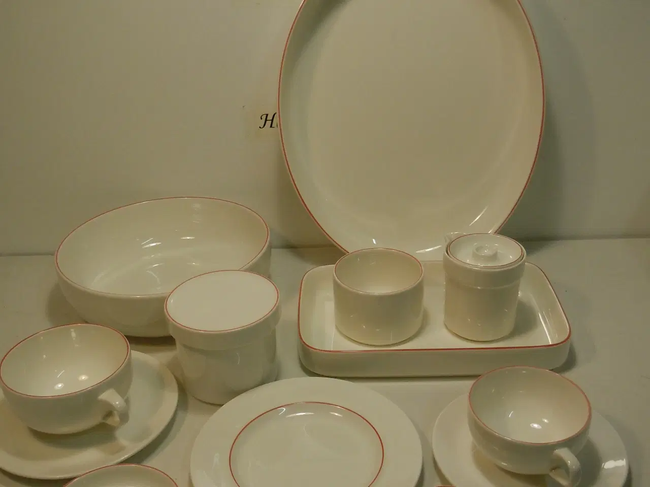 Billede 1 - OPHØR 1/2 pris på KGL Rødtop. Priser fra