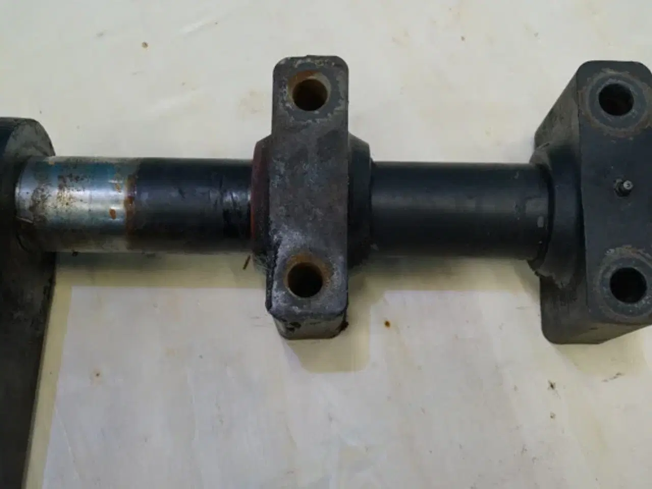 Billede 14 - New Holland 4860S Udløser Arm 84053023