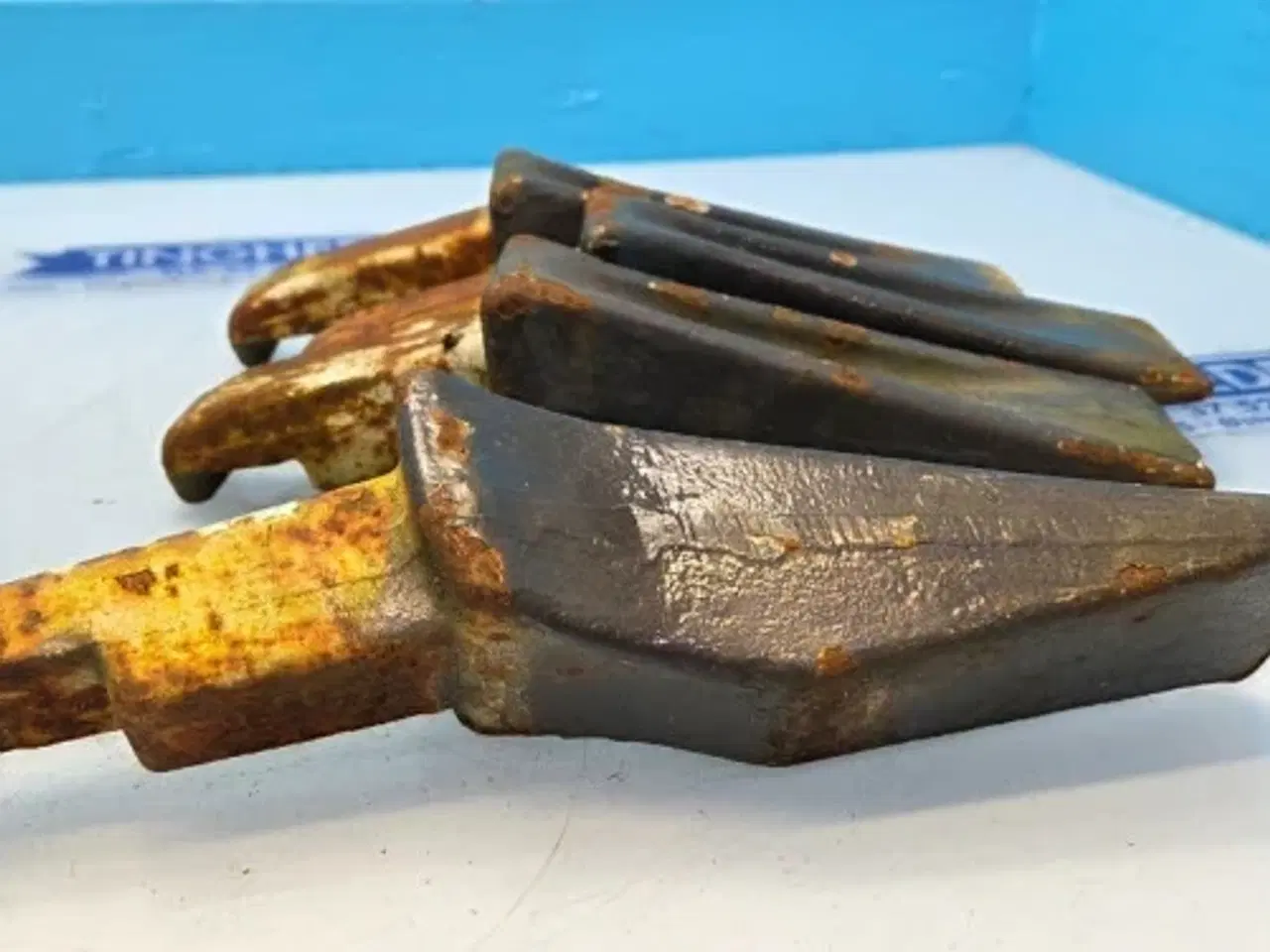 Billede 8 - Hydrema 806 Skovltænder 548022   7 Stk