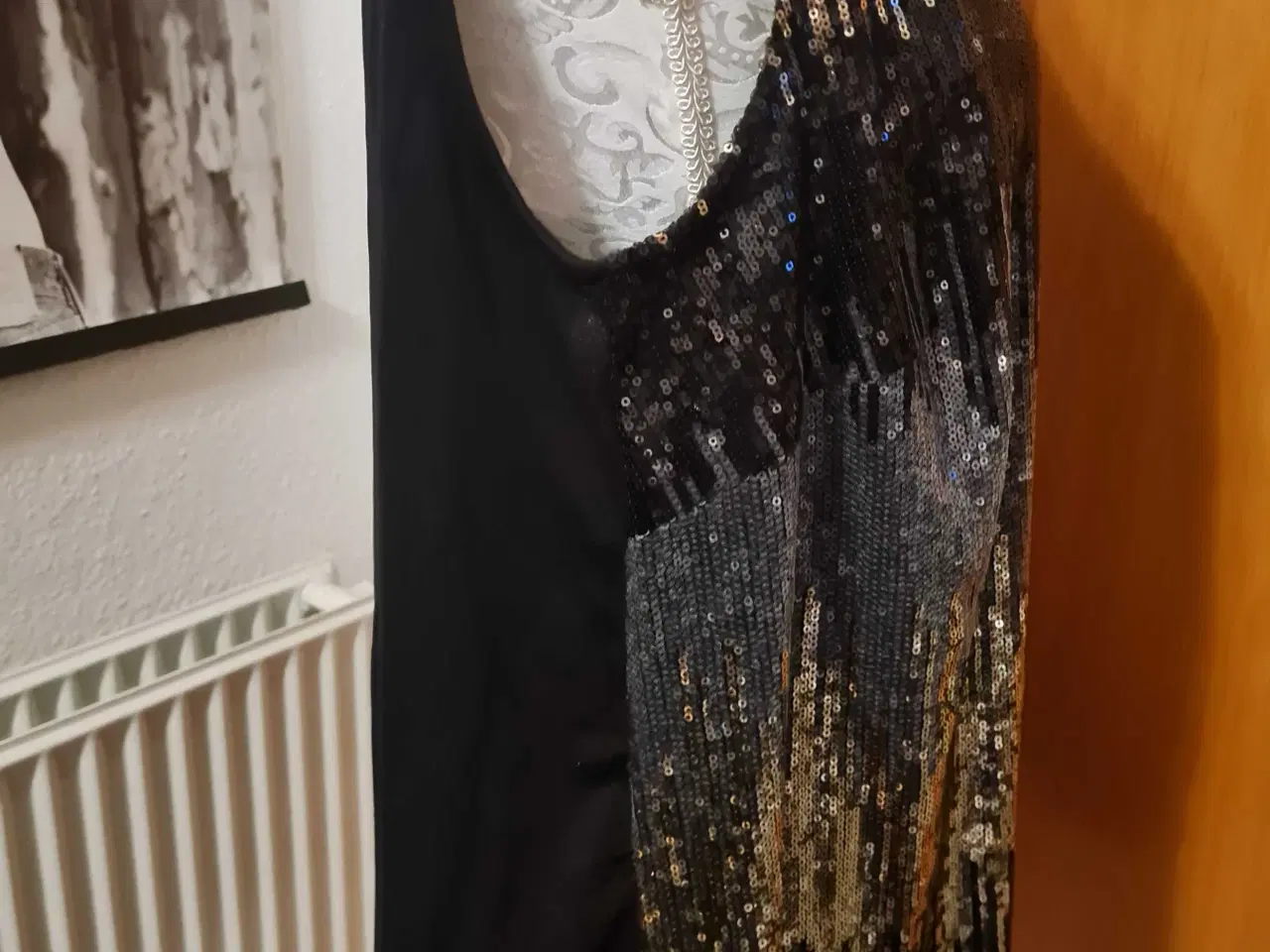 Billede 5 - guld top fra Zizzi str S 42-44