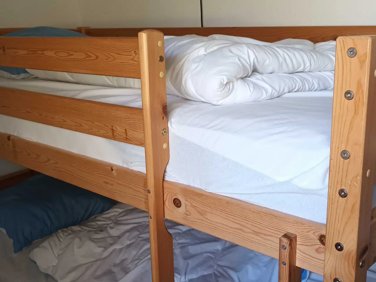 Billede 2 - Kraftig køjeseng