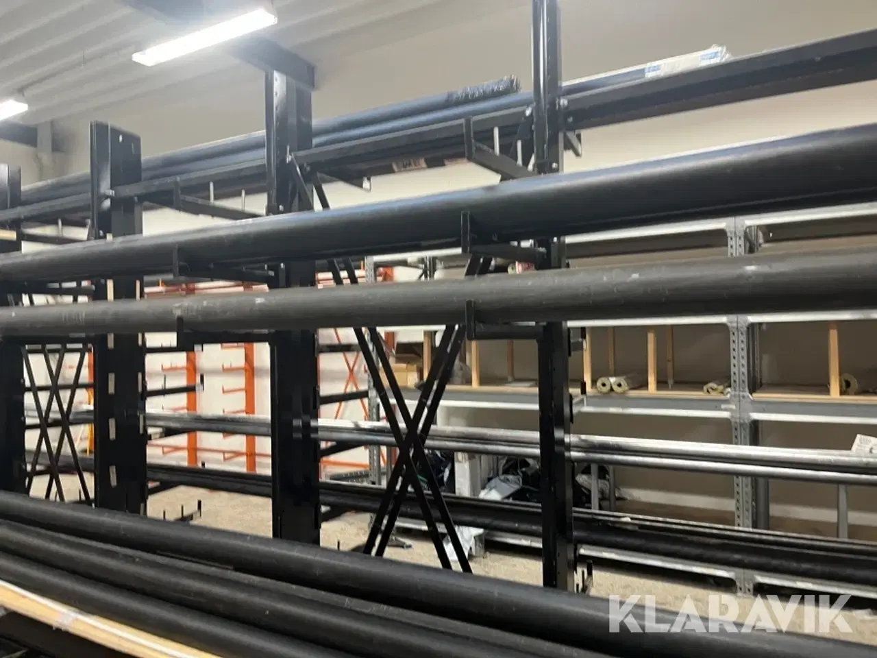 Billede 8 - Grenreol en række