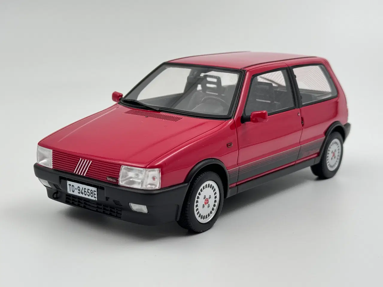 Billede 2 - 1985 Fiat Uno Turbo i.e. Limited Edition - 1:18