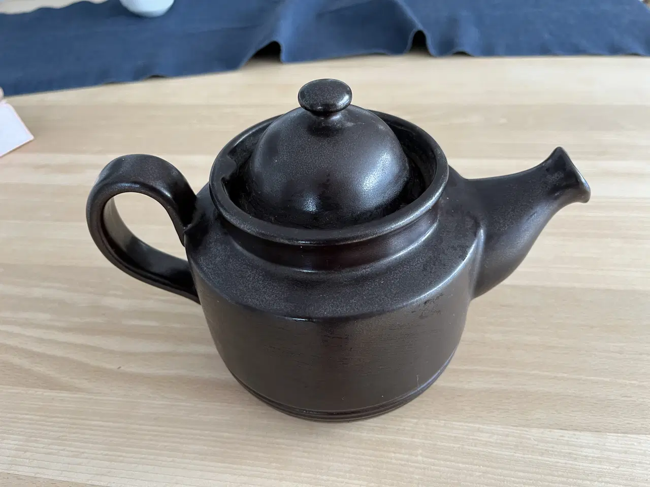 Billede 1 - Høganæs tekande