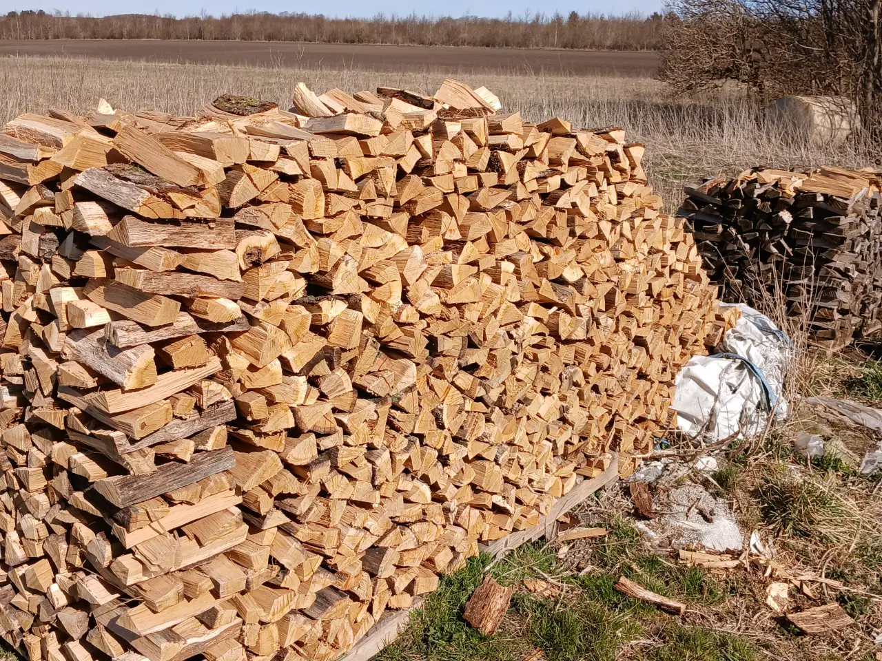 Billede 2 - Brænde sælges (Egetræ)