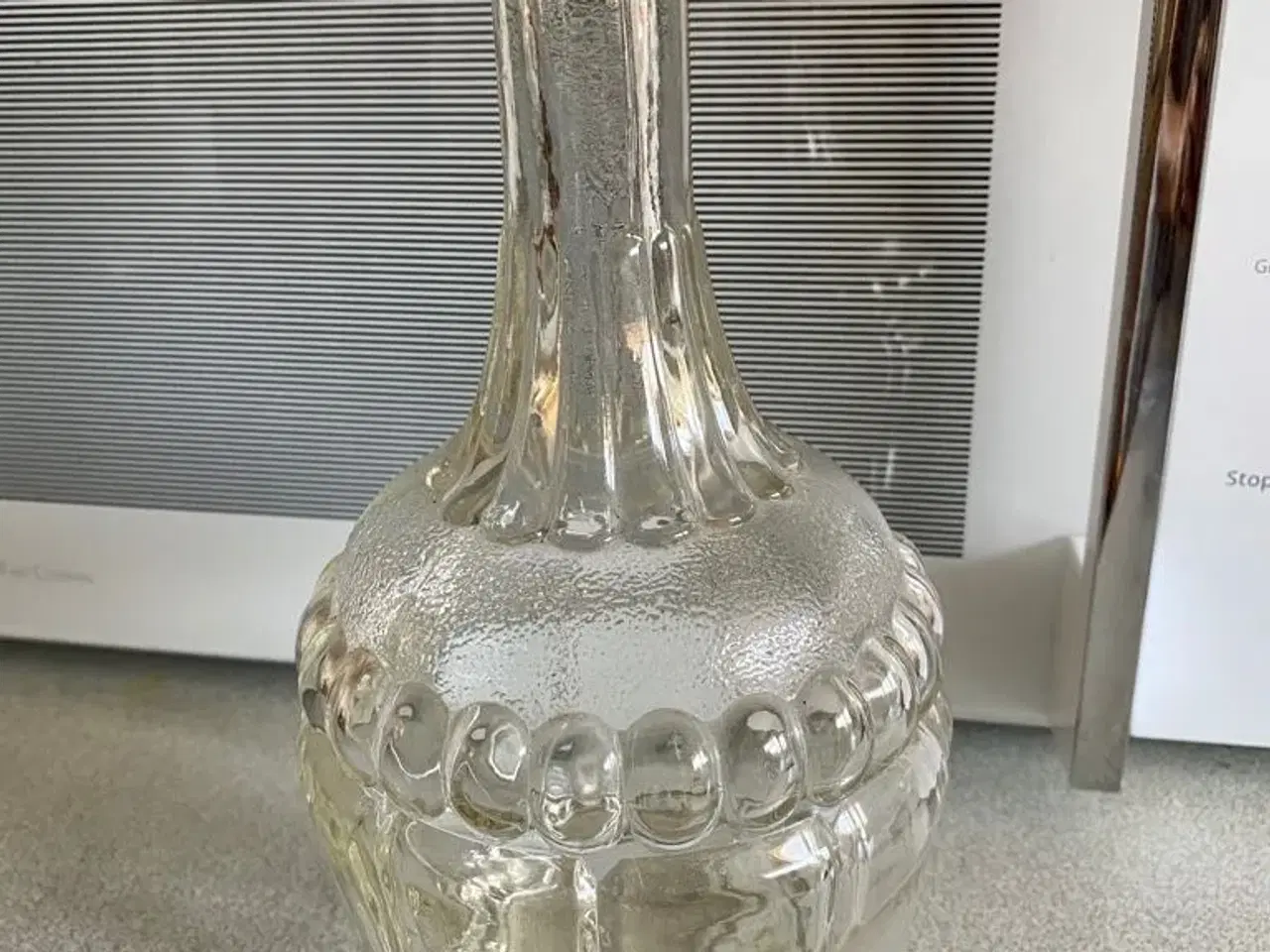 Billede 2 - Flaske vase til salg