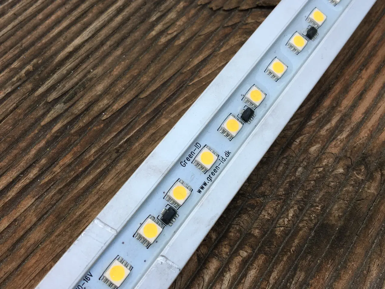 Billede 2 - LED- lysskinne
