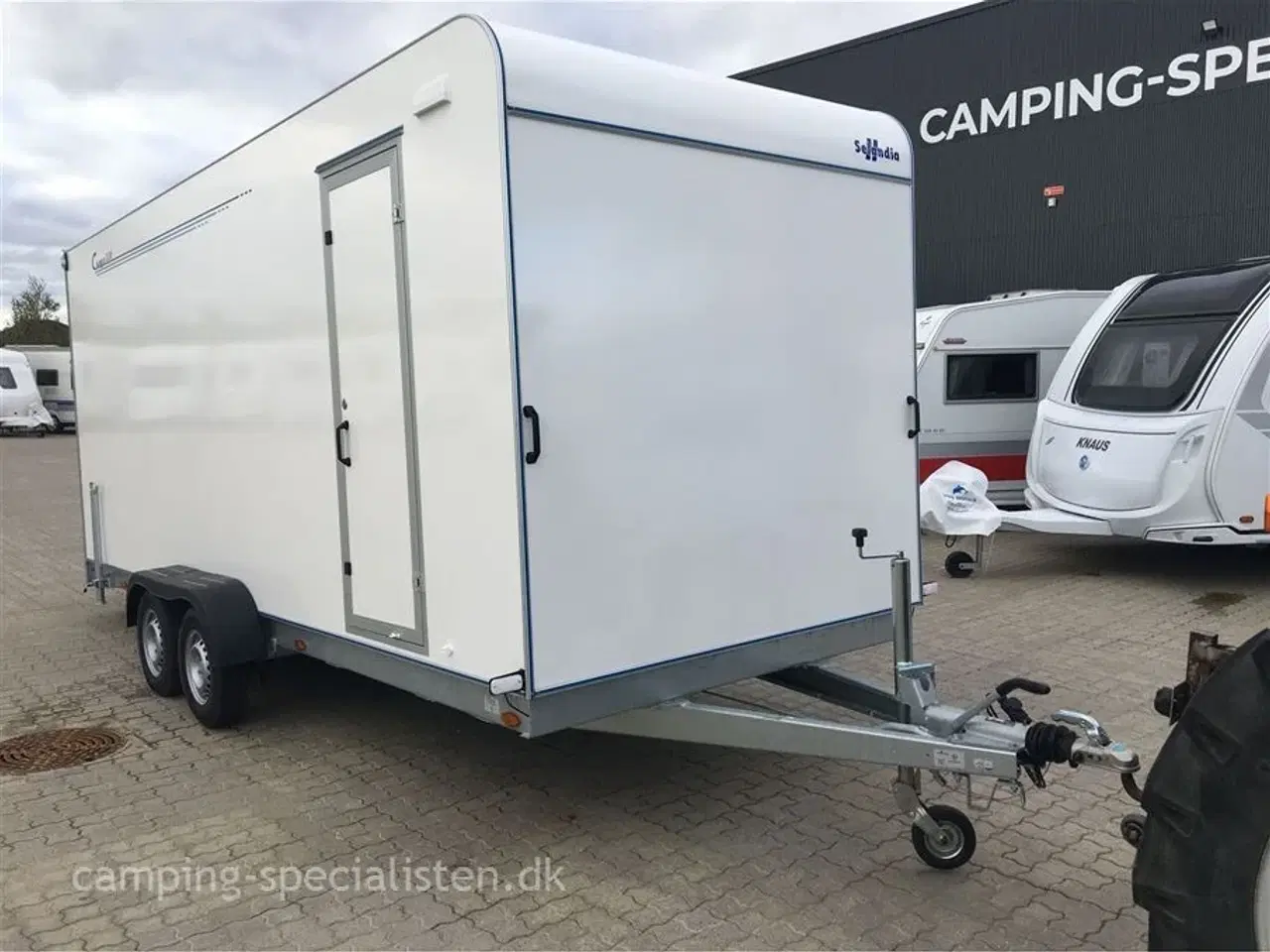 Billede 2 - 2024 - Selandia Tomplan TP 550 TFR/ Rampe 2700 kg    Tomplan  TP 550 TFD  Cargo trailer model 2024 kan ses hos  Camping-specialisten.dk Silkeborg og Aarhus