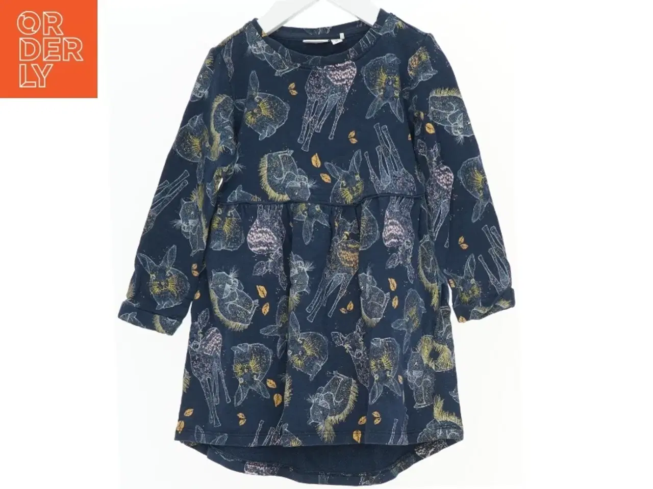 Billede 1 - Langærmet kjole med skovens dyr og gyldne detaljer fra Name It (str. 98)