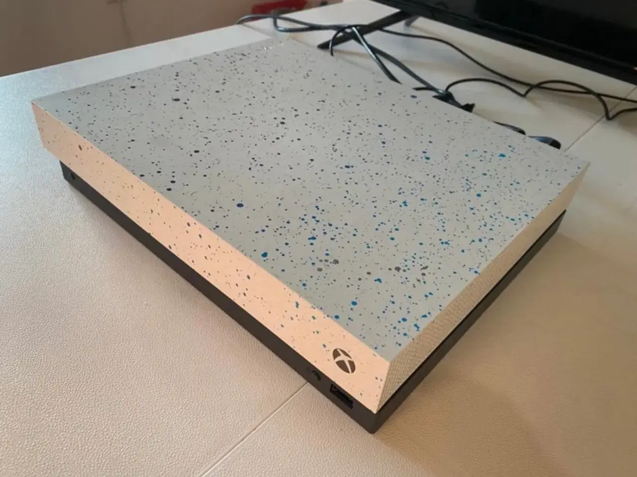 Billede 3 - Xbox One X, Limited edition