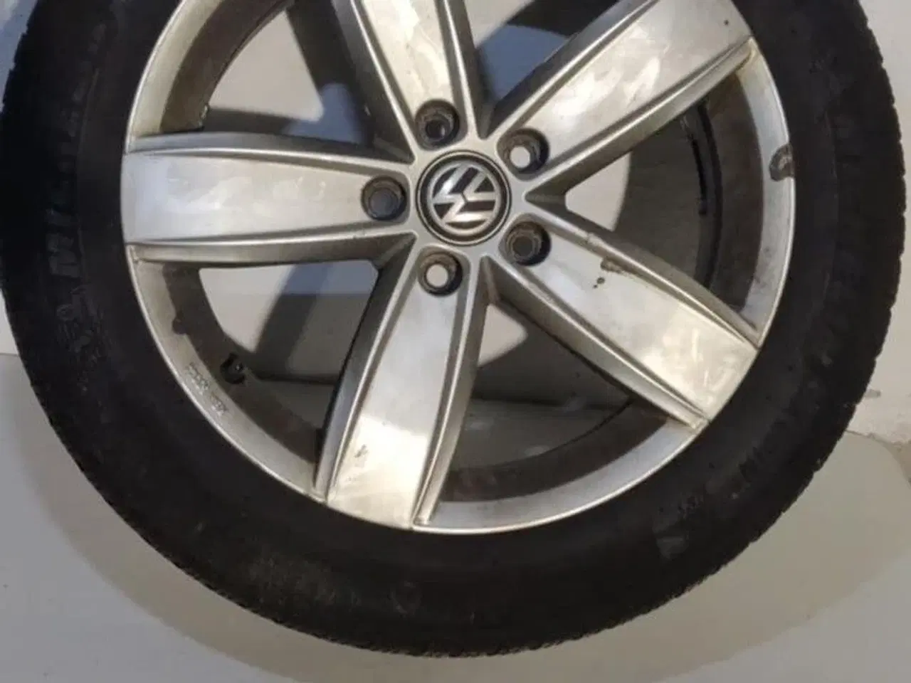 Billede 3 - VW Alufælge 17", Alpin 6 dæk