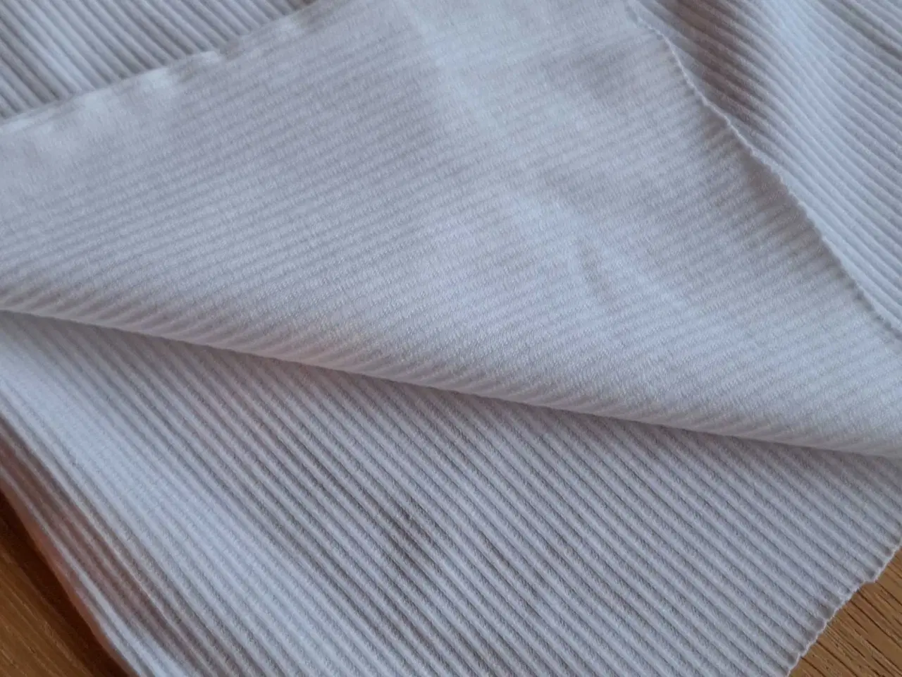 Billede 2 - Undertøjsstof