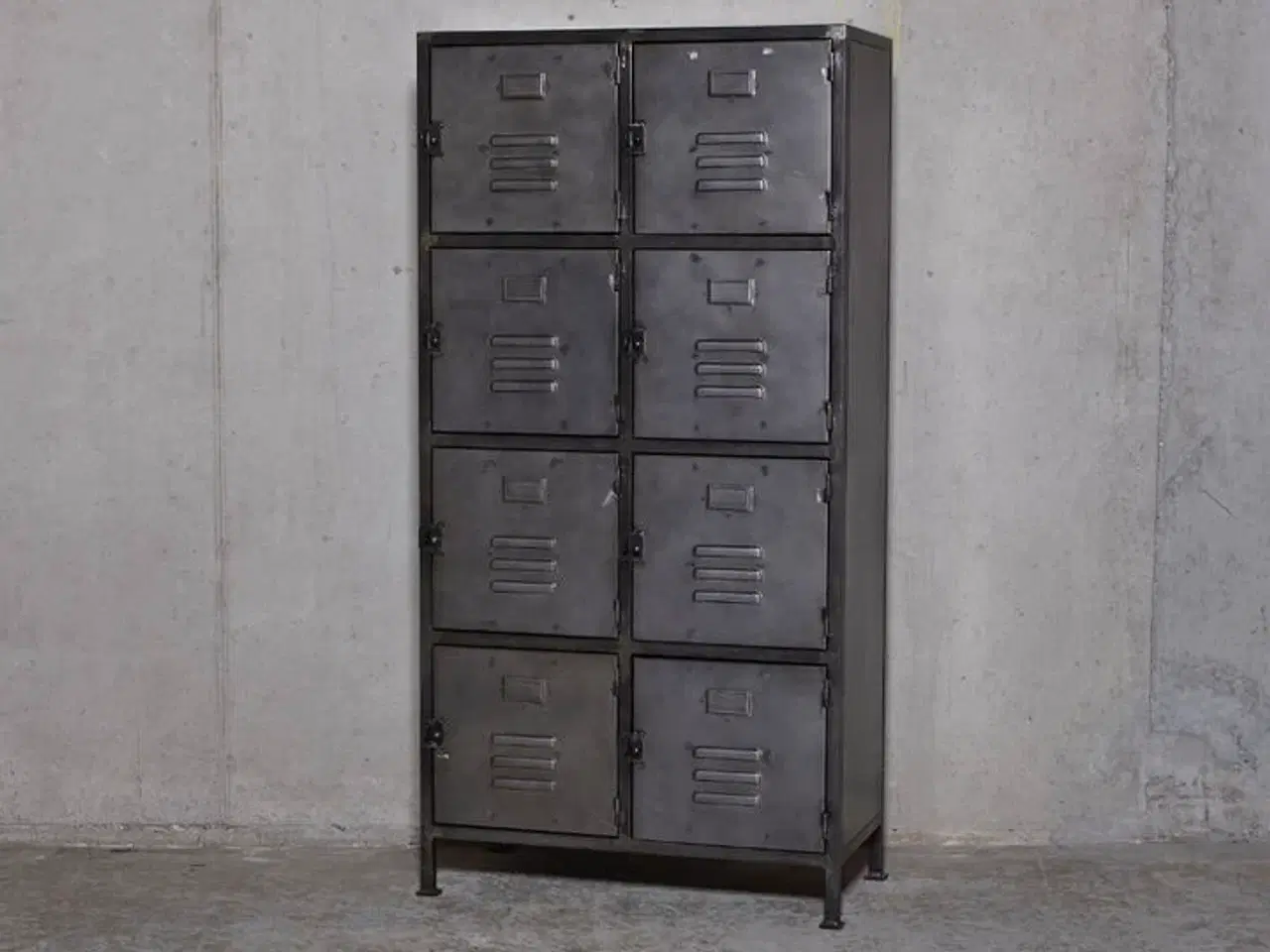 Billede 2 - Nyt LOCKER skab 8 rums