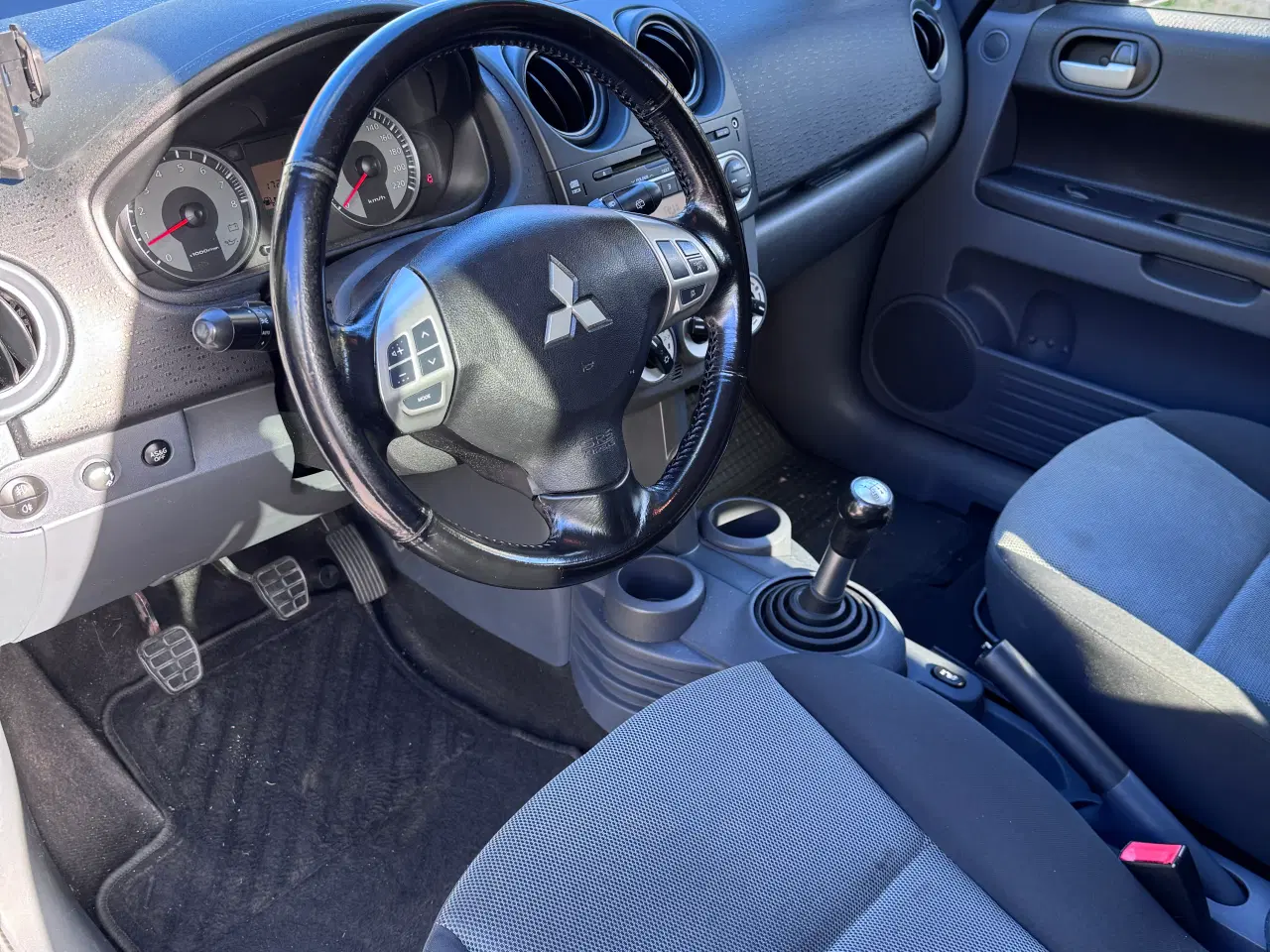 Billede 8 - Mitsubishi colt 1,3 2010 Nysynet 