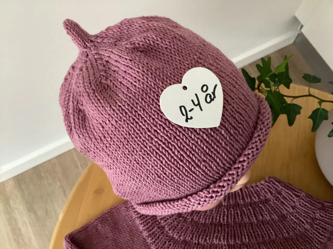 Billede 3 - Håndstrikket Ankers sweater 2-3 år hue 2-4 år