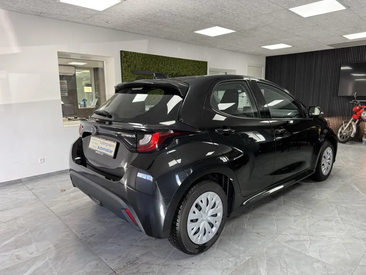 Billede 4 - Mazda 2 1,5 VVT-I  Hybrid Pure Plus Pack CVT 116HK 5d Trinl. Gear