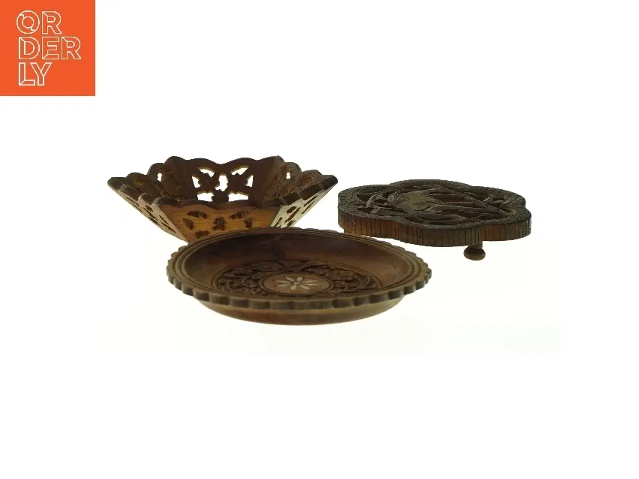 Billede 1 - Dekorative skål/fad i træ (3 stk) (str. HØ: 4x16 og 2x18 og 6x20 cm)