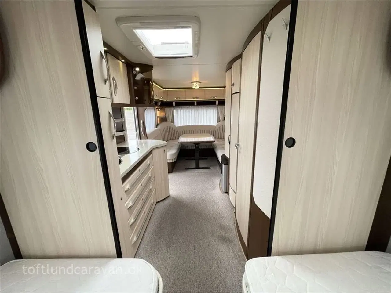 Billede 23 - 2012 - Hobby Prestige 610 UL   1 ejers, SUPERFLOT STOR ENKELTSENGS-VOGN, m/MOVER og stort Isabella fortelt mv. ET GODT TILBUD.