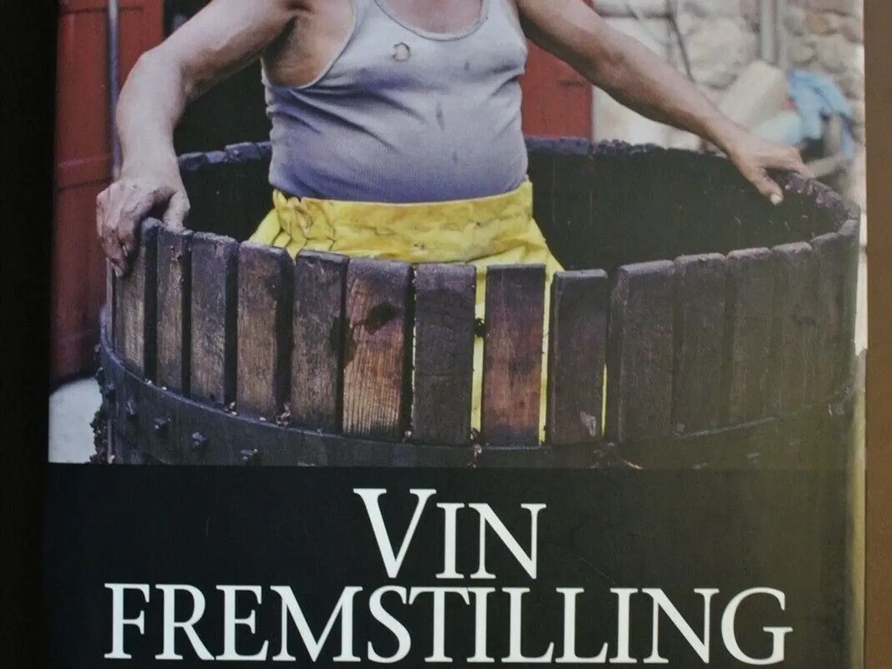 Billede 1 - vinfremstilling - fra drue til flaske, af lars tor