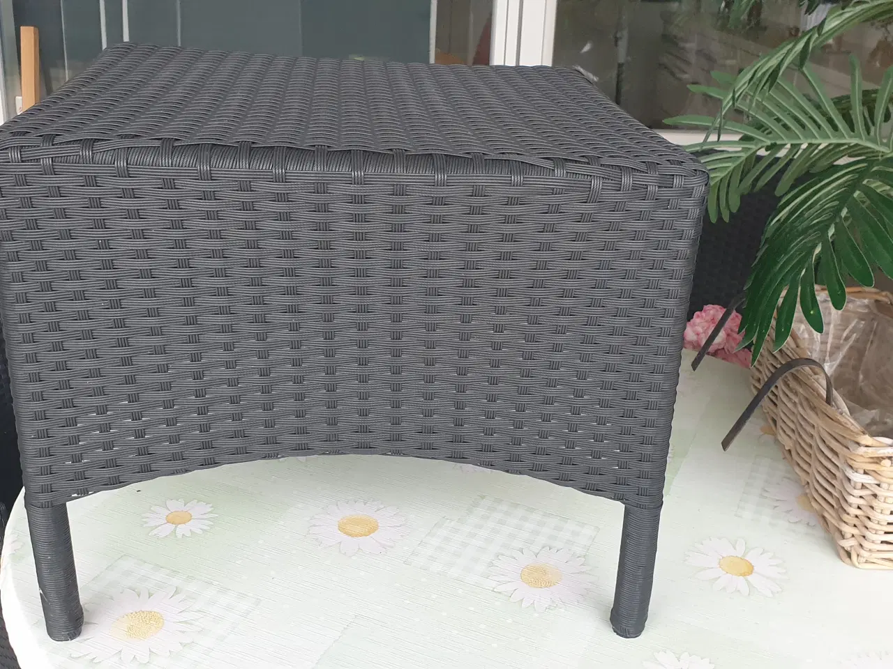 Billede 2 - Skammel i polyrattan