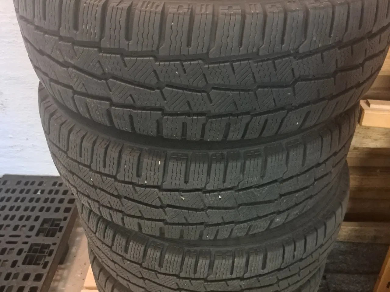 Billede 1 - Vinterdæk til Ford Transit Custom mfl. med TPMS