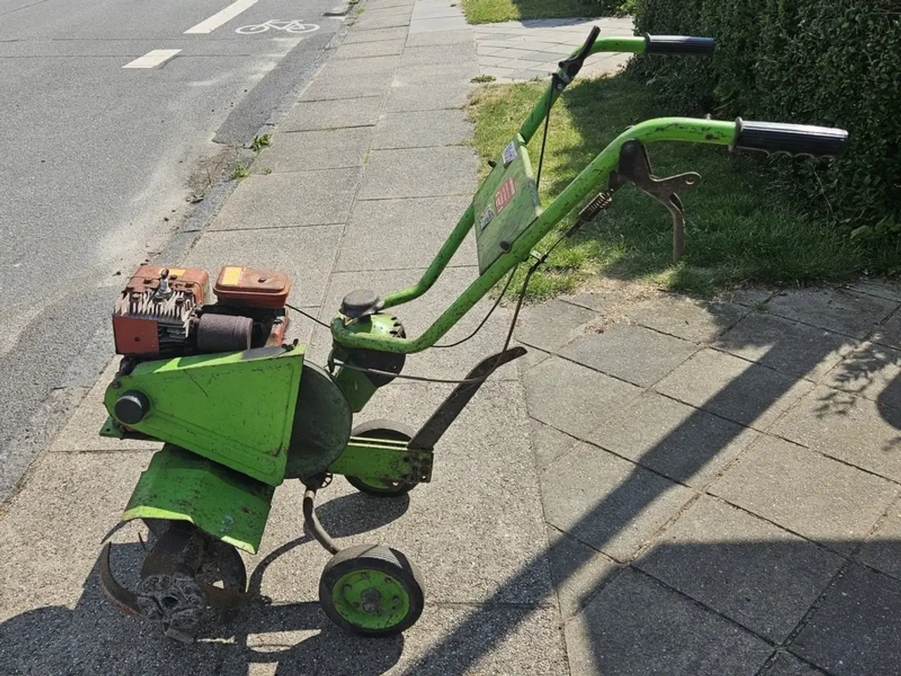 Billede 1 - Fræser sælges.