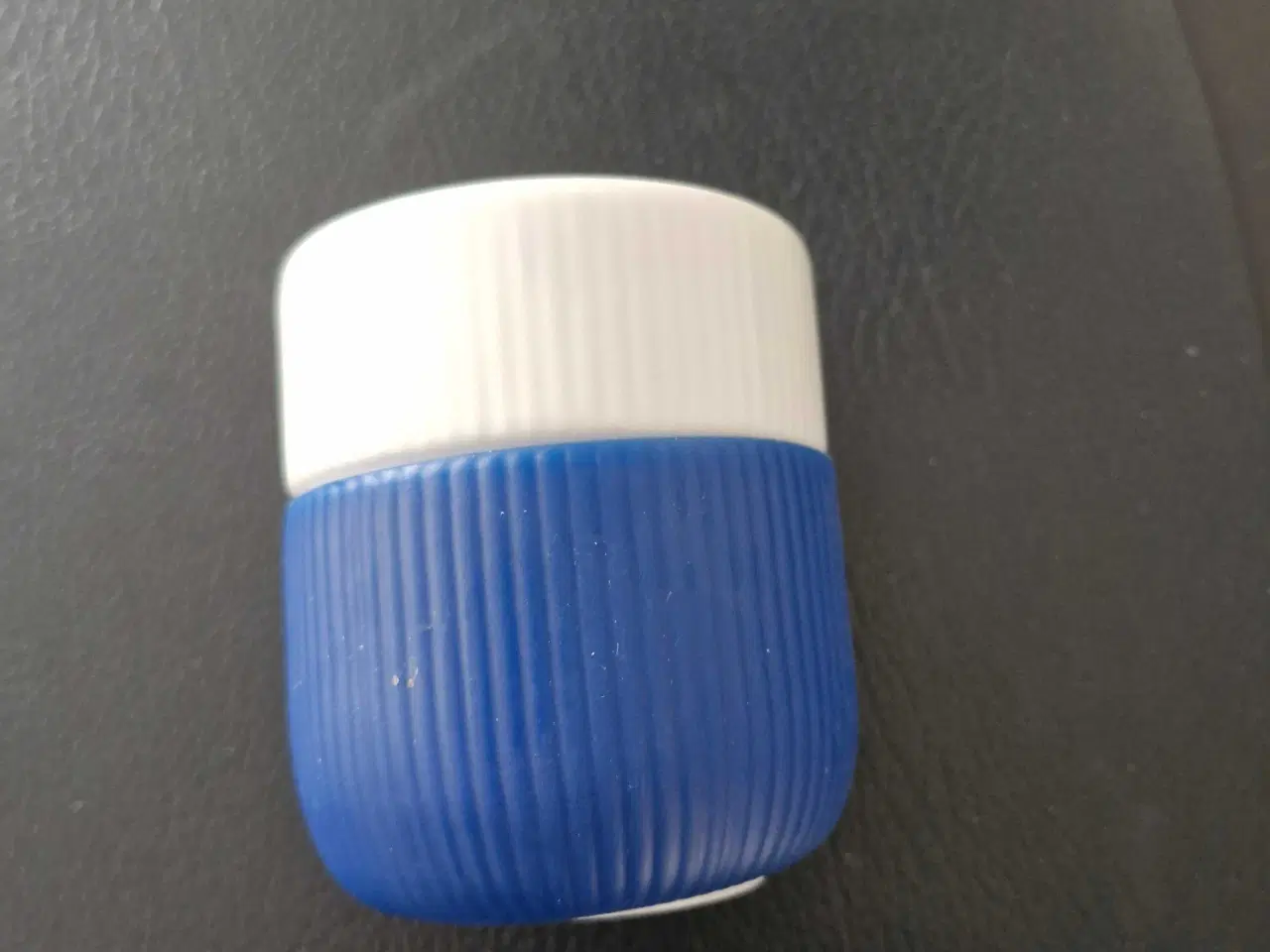 Billede 3 - Royal Copenhagen krus med gummi