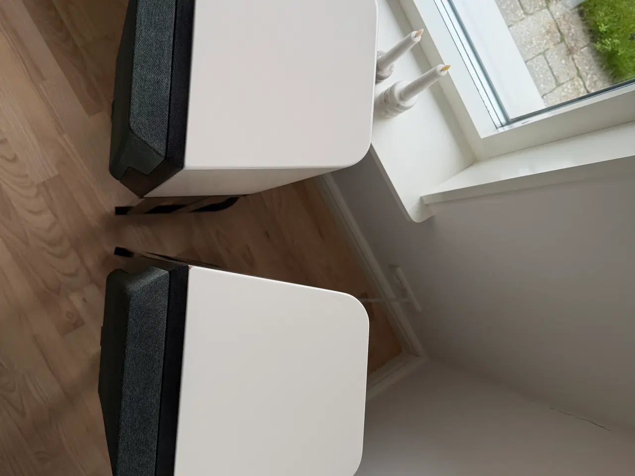 Billede 2 - JBL XL 90 Højttalere i hvid pianolak med standere