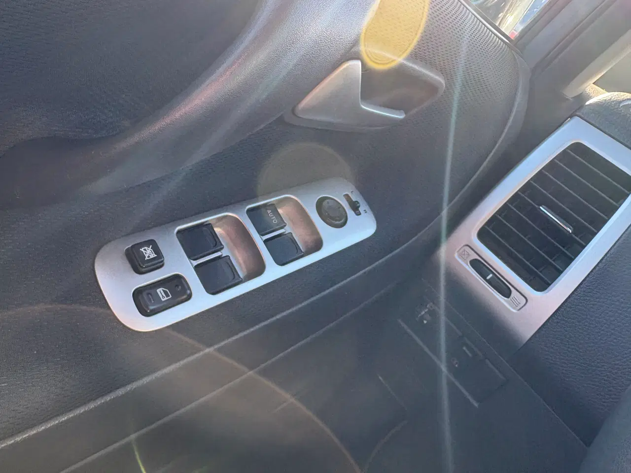 Billede 11 - Flot Suzuki Liana 