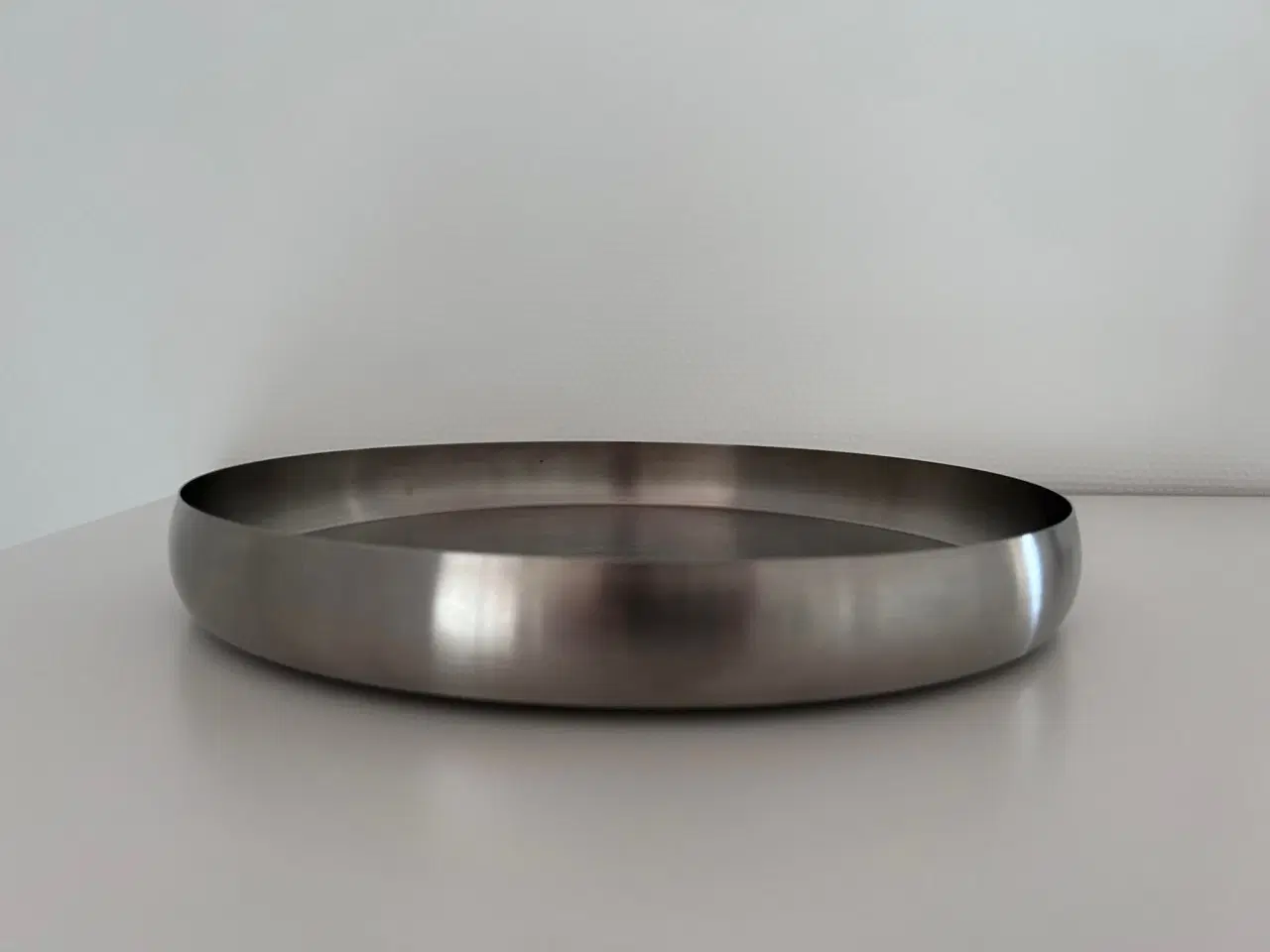 Billede 1 - Herstal bakke / serveringsbakke i stål, Ø: 30 cm.