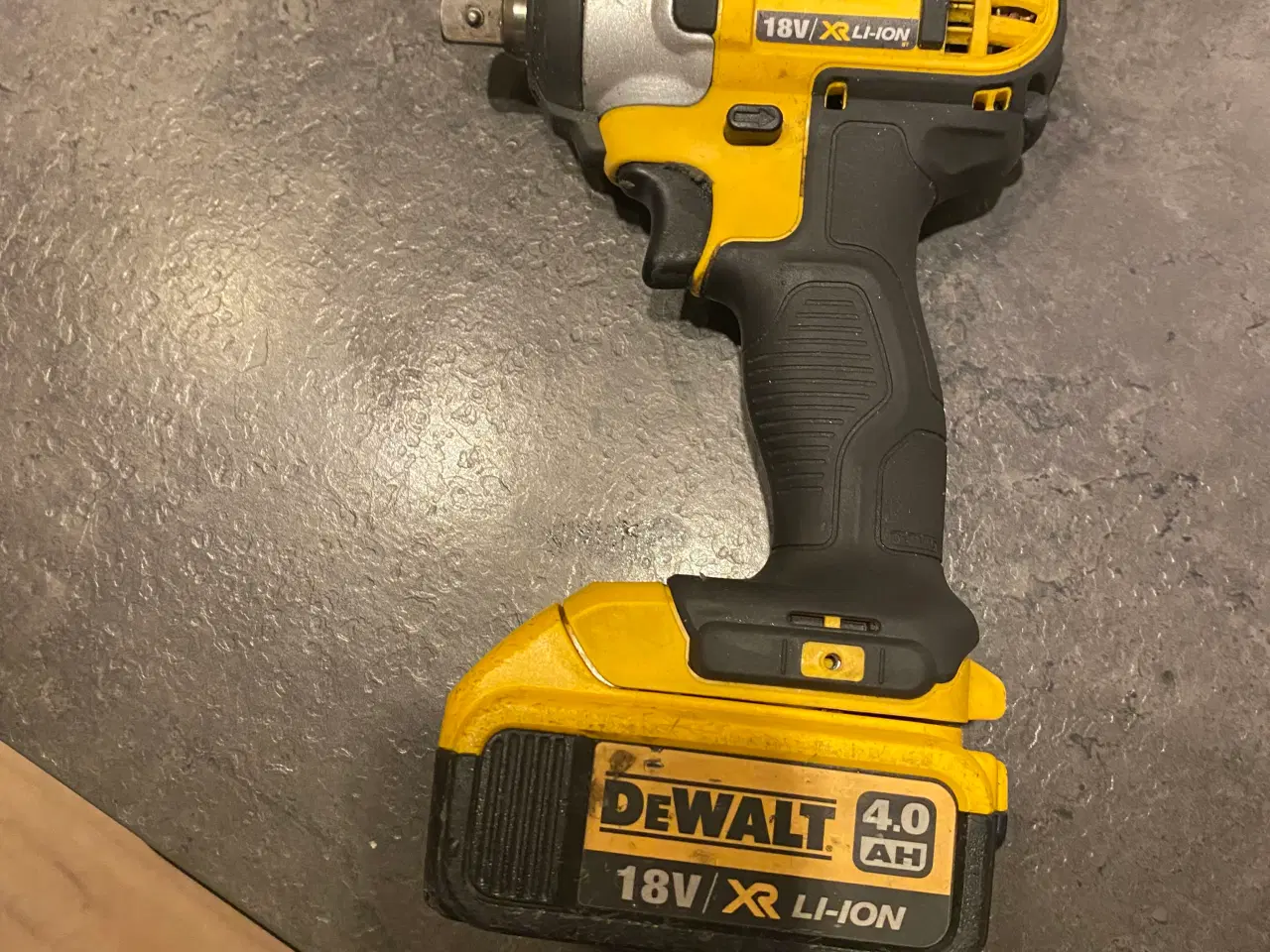 Billede 1 - Fin DeWalt slagnøgle sælges. 