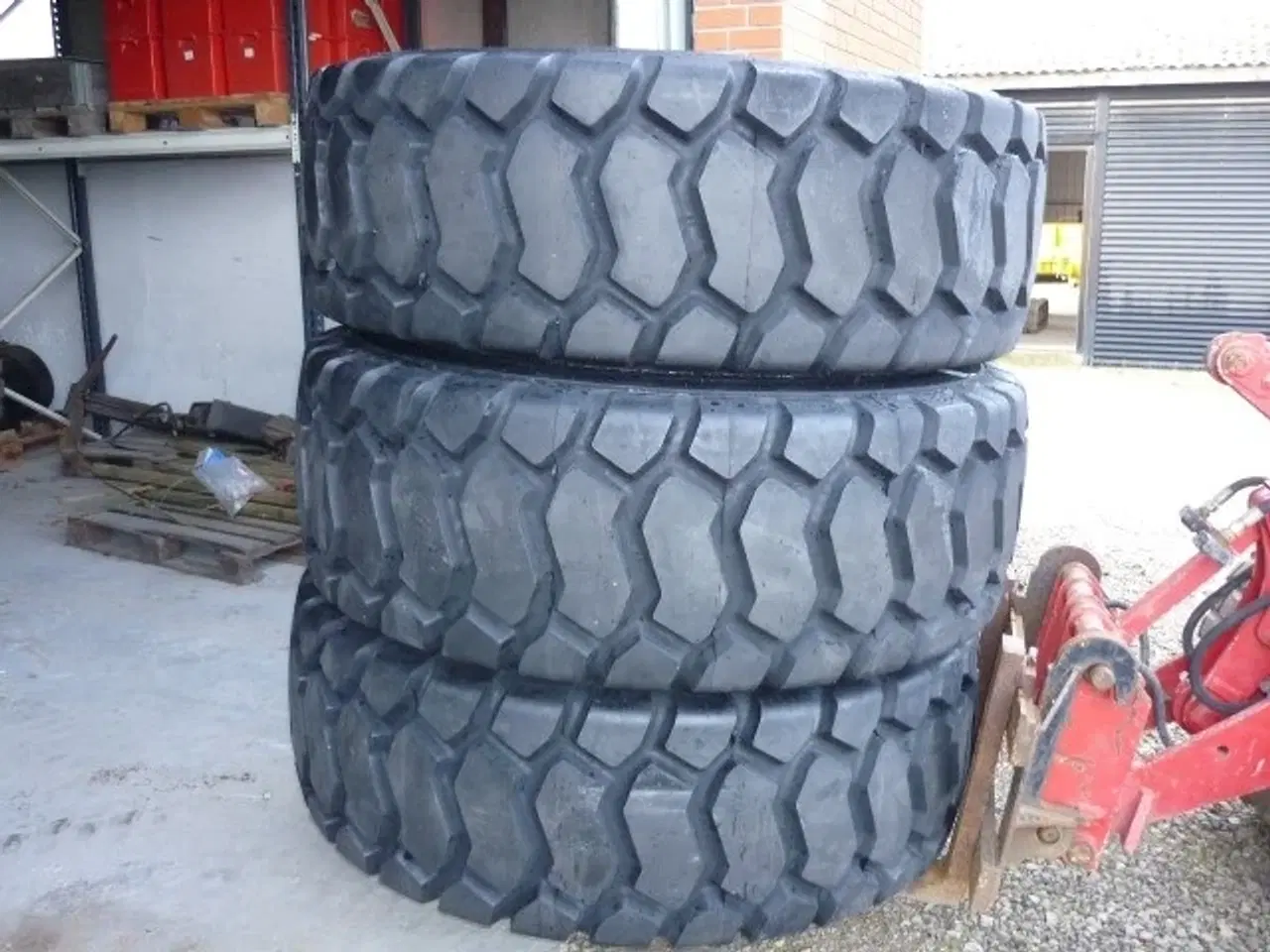 Billede 2 - - - - 20.5XR25 BKT