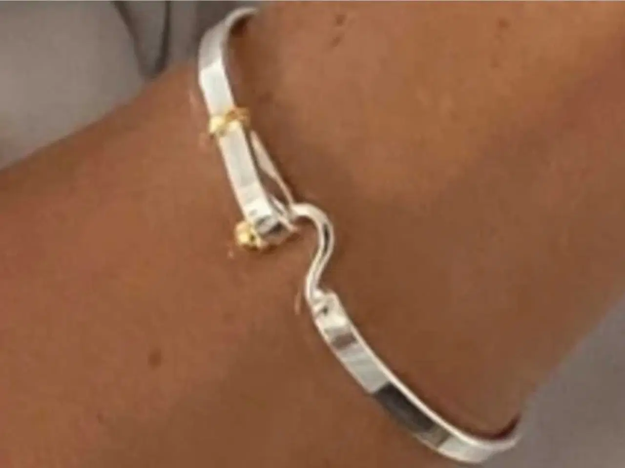 Billede 1 - Umanerlig smuk sølv armbånd