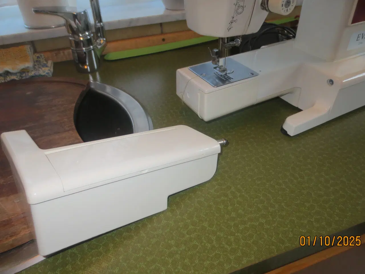 Billede 5 - 1 stk Friarmssymaskine EVA Model 2516