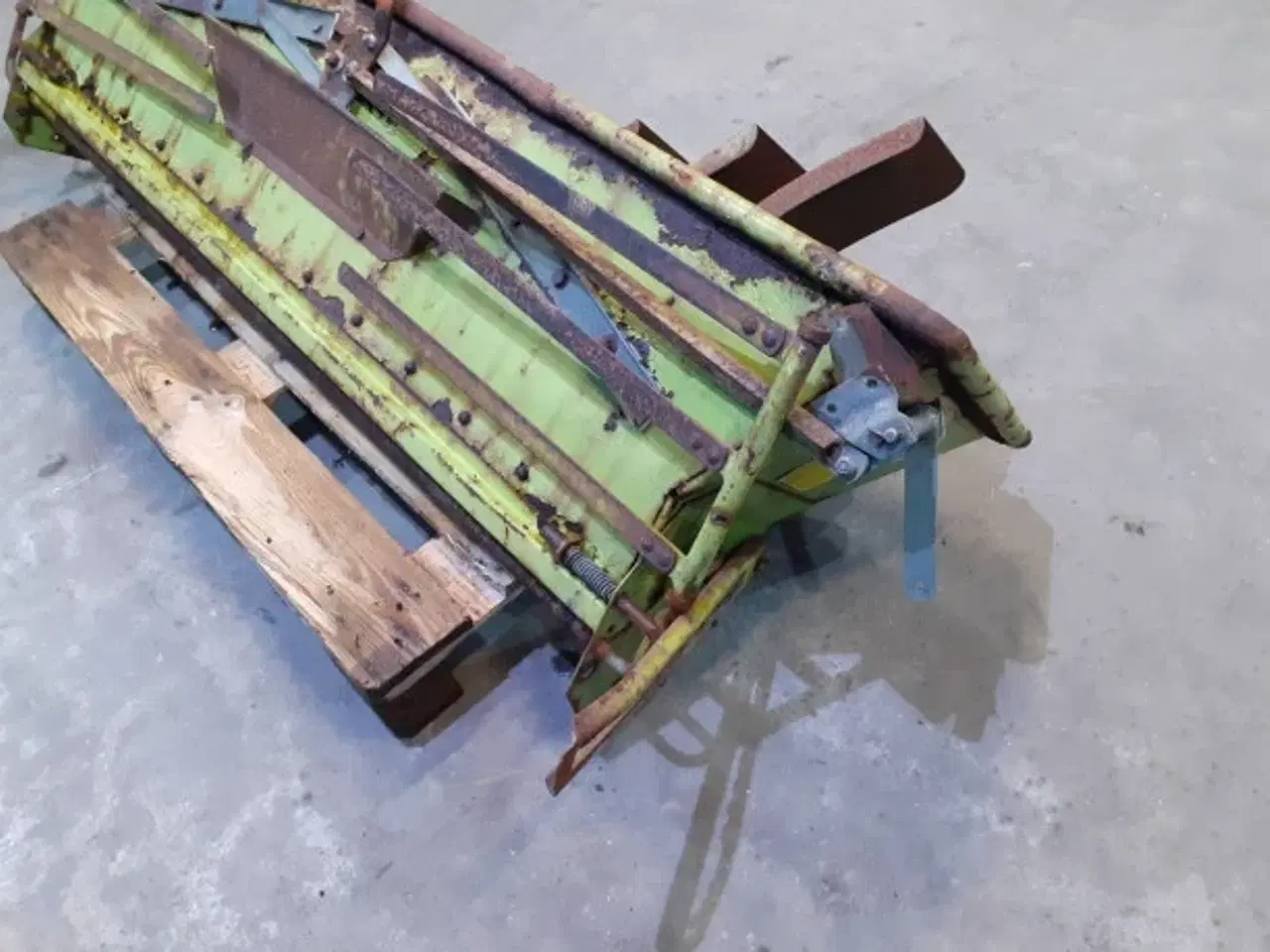 Billede 14 - Claas Dominator 108 Spredeskærm